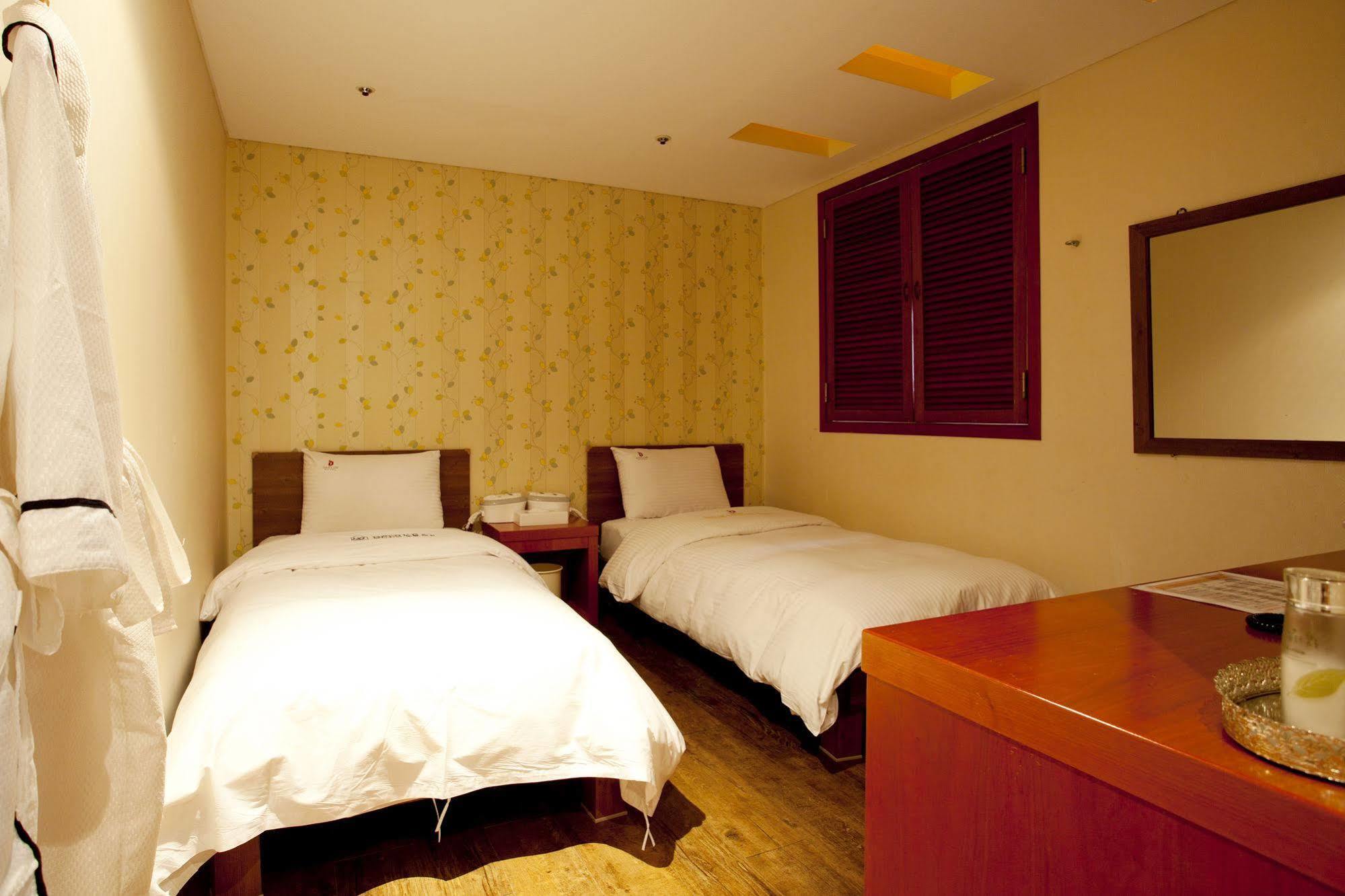 Benikea Daelim Hotel Daejeon Extérieur photo